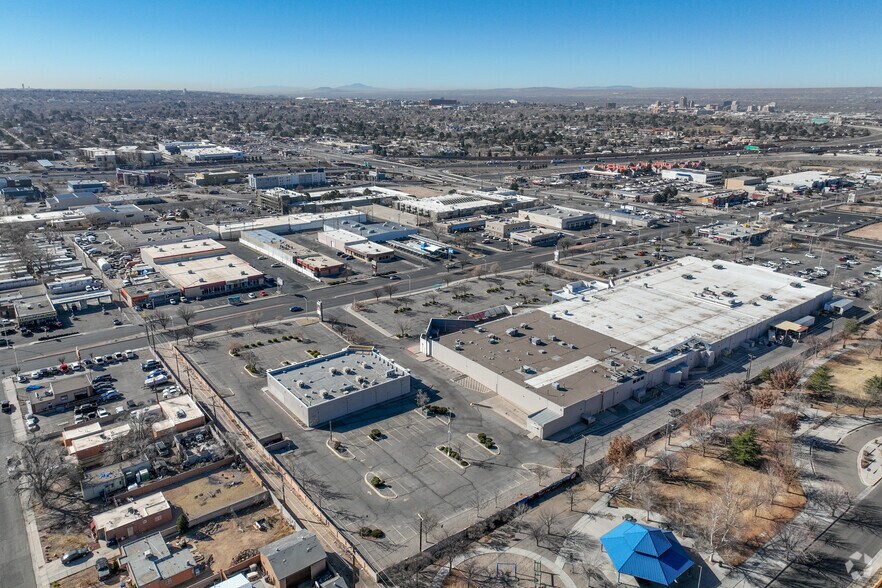 More Photos Of 3621-3901 Menaul NE, Albuquerque Unknown For Lease