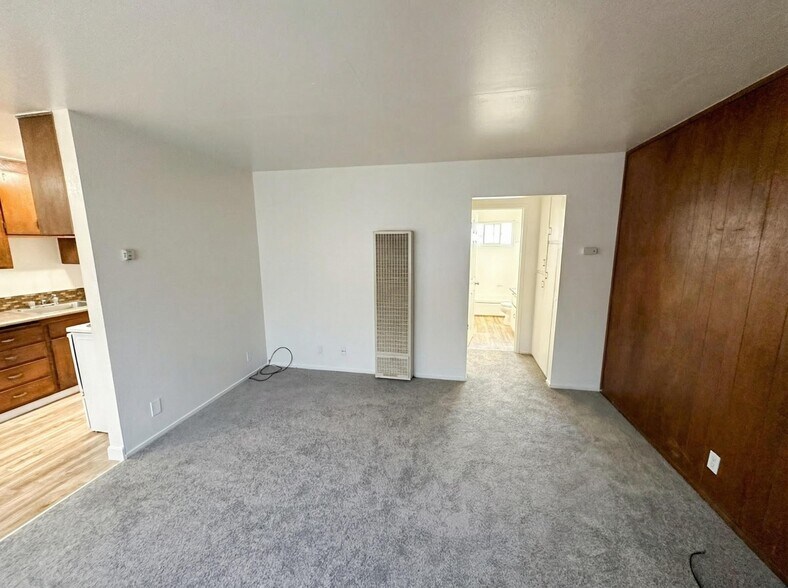 More Photos Of 2345 92nd Ave, Oakland Apartments For Sale