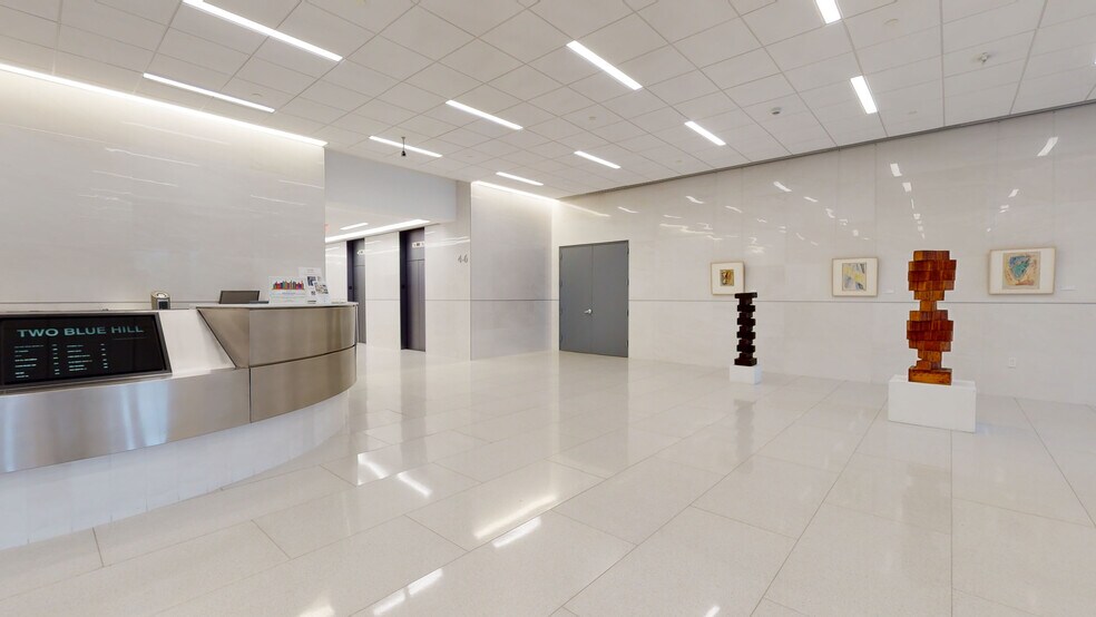 More Photos Of 1 Blue Hill Plz, Pearl River Unknown For Lease