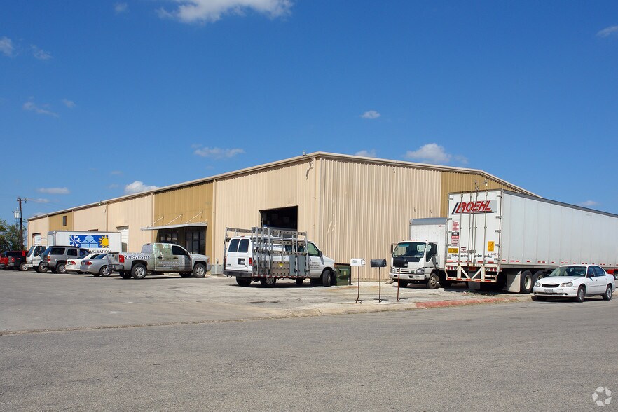 Primary Photo Of 7329-7335 Caribou St, San Antonio Warehouse For Lease