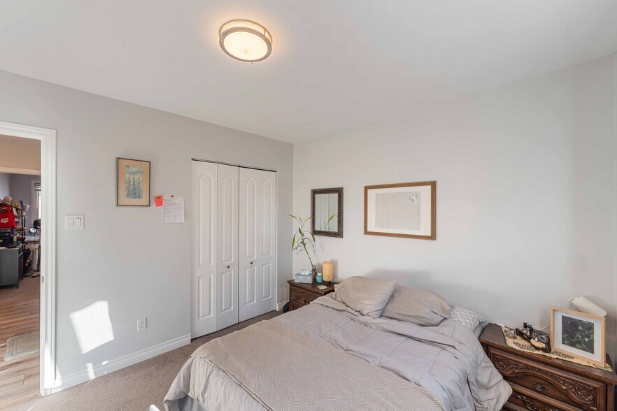 More Photos Of 732 Morin St, Ottawa Apartments For Sale