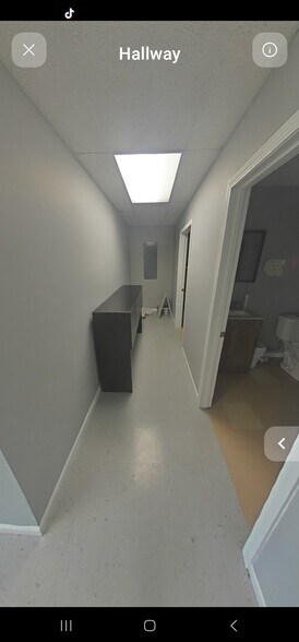 More Photos Of 9966 Samuel Rd, Carterville Self Storage For Sale