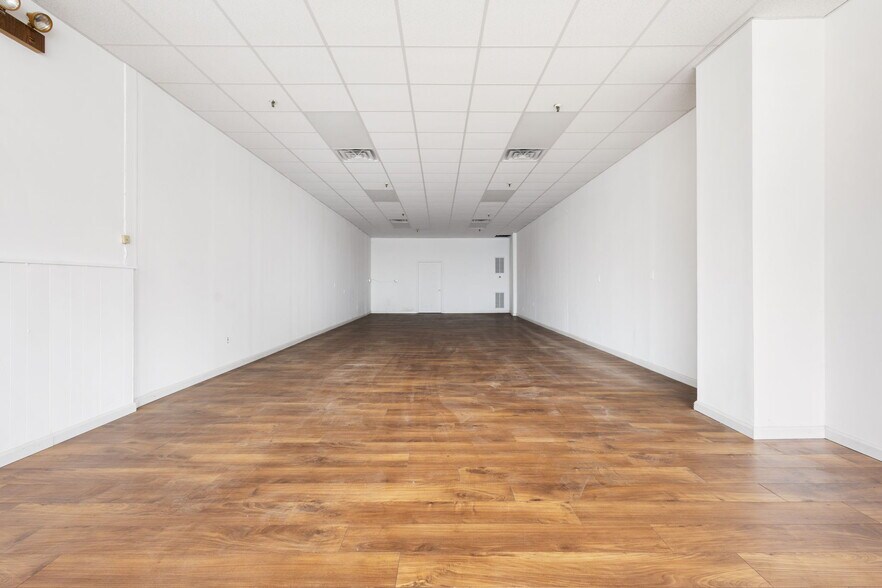 More Photos Of 362-374 Western Hwy, Tappan Freestanding For Lease