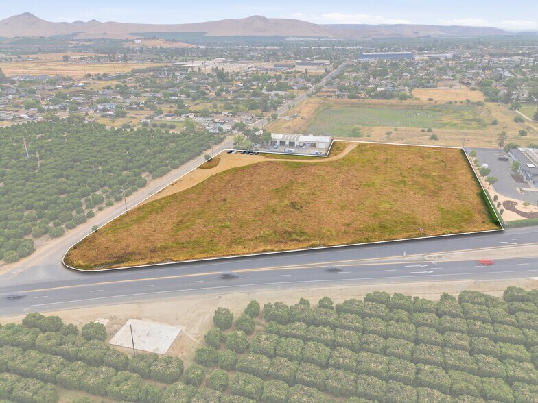 More Photos Of N Highway 65 @ W. Mariposa St, Lindsay Land For Sale