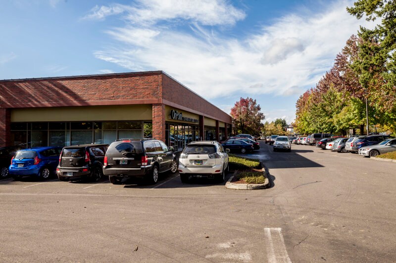 More Photos Of 15088 SW Bangy Rd, Lake Oswego Unknown For Lease