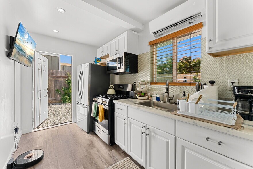 More Photos Of 829 11th St, Imperial Beach Apartments For Sale