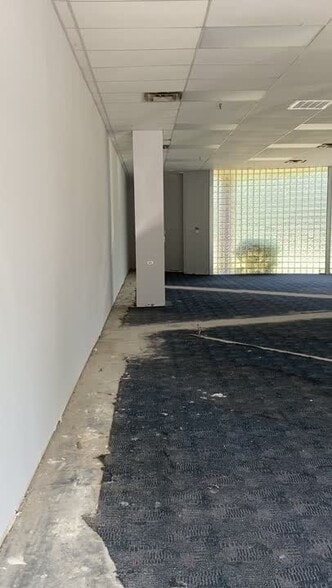 Primary Photo Of 330 Wheeler Rd, Hauppauge Freestanding For Lease