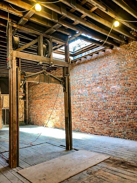 More Photos Of 206 N Tejon St, Colorado Springs Restaurant For Sale