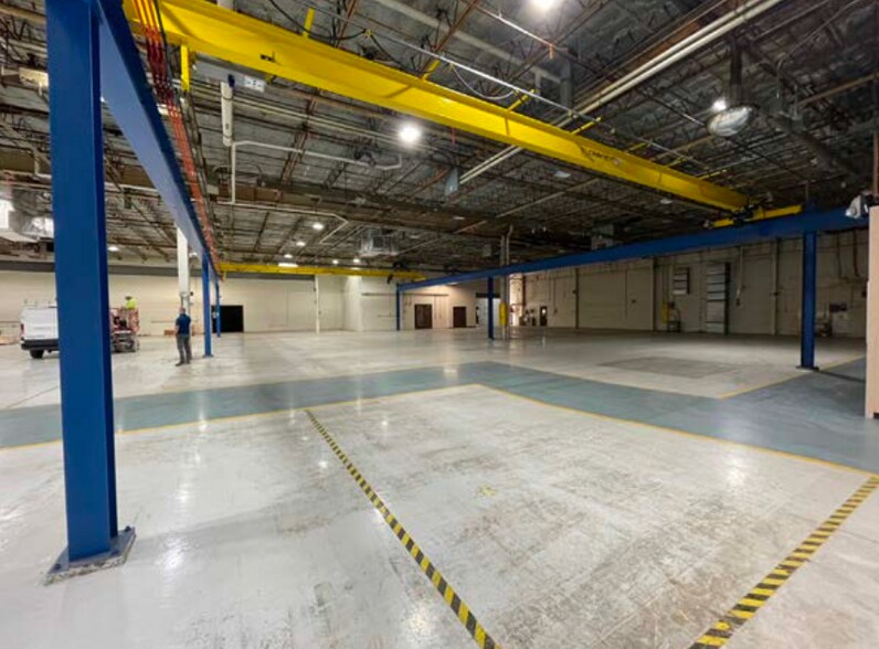 More Photos Of 3024 Symmes Rd, Hamilton Manufacturing For Sale