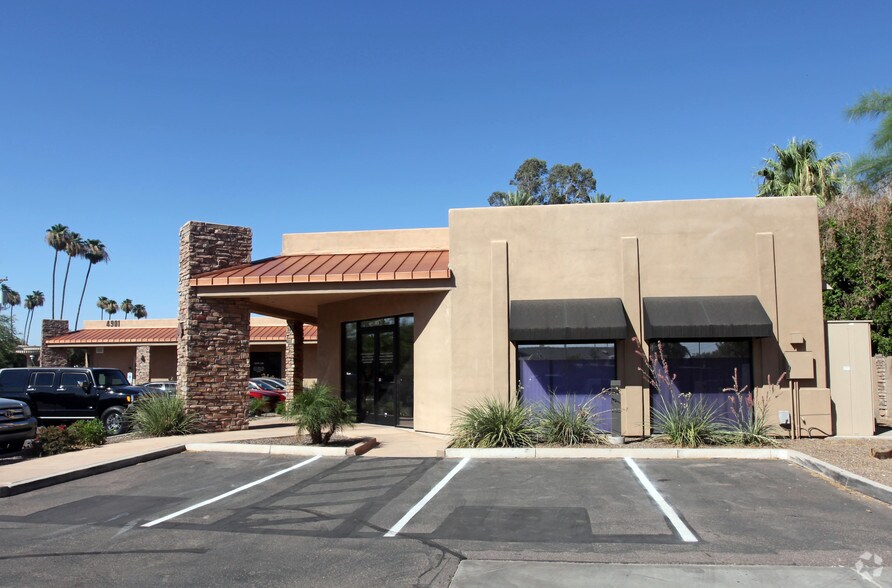Primary Photo Of 4901 N 44th St, Phoenix Medical For Lease
