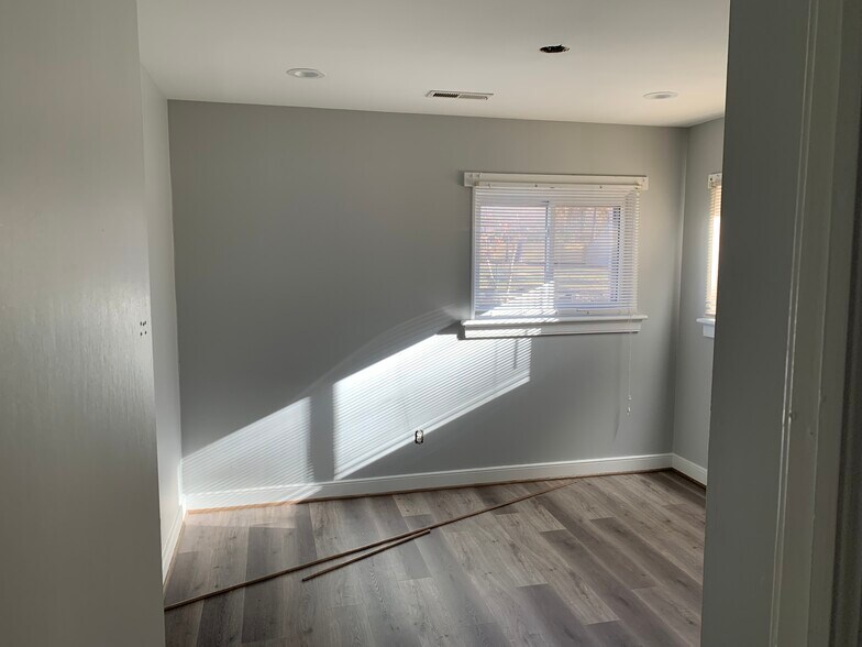 7921 Iron Bridge Rd, Richmond, VA 23237 Office For Lease