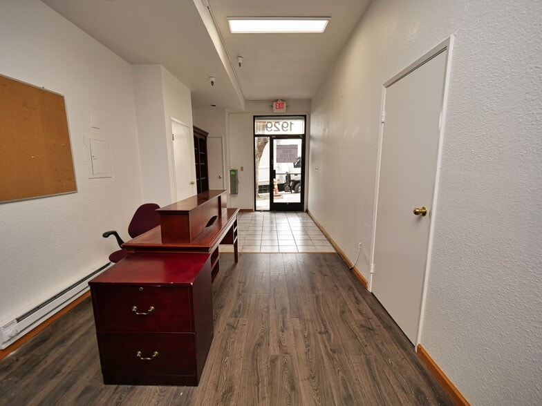 More Photos Of 1927-1929 Taraval St, San Francisco Apartments For Lease