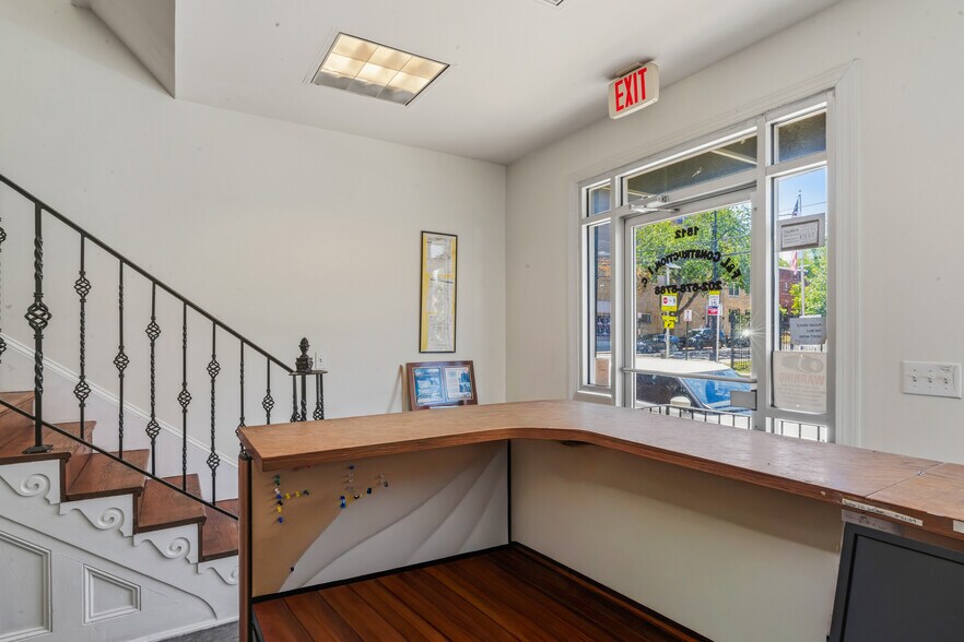More Photos Of 1512 Marion Barry Ave SE, Washington Office For Sale