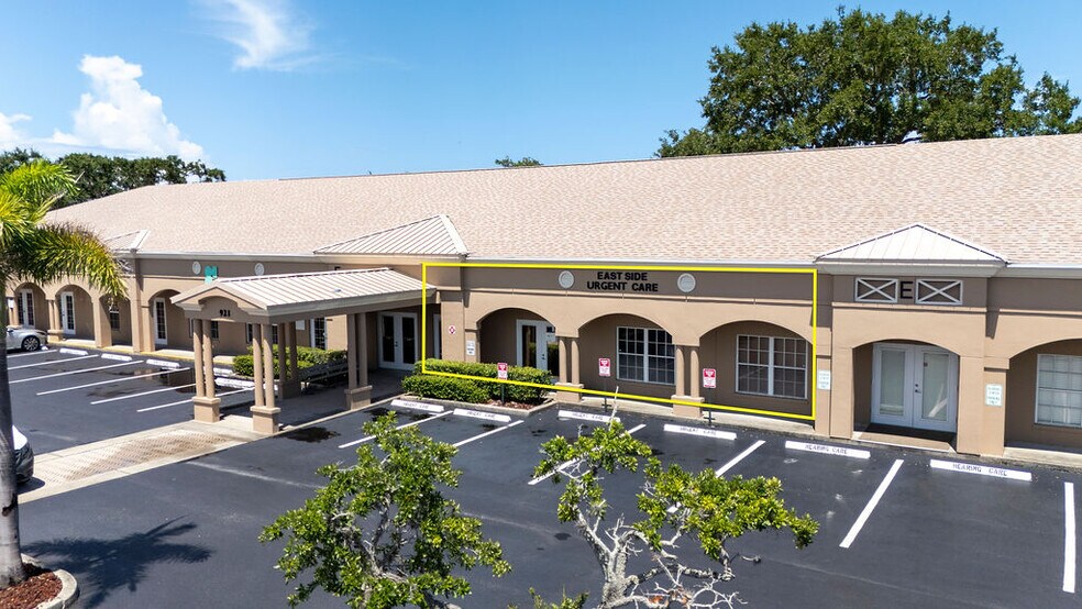 Primary Photo Of 923-931 37th Pl, Vero Beach Medical For Lease