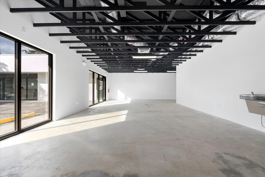 More Photos Of 159 NE 54th St, Miami Freestanding For Lease