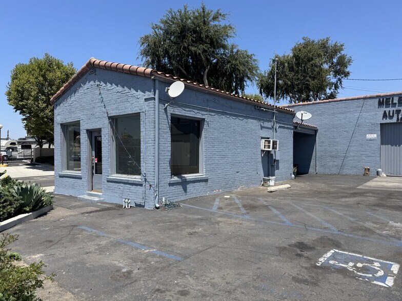 More Photos Of 401 E La Habra Blvd, La Habra Auto Repair For Lease