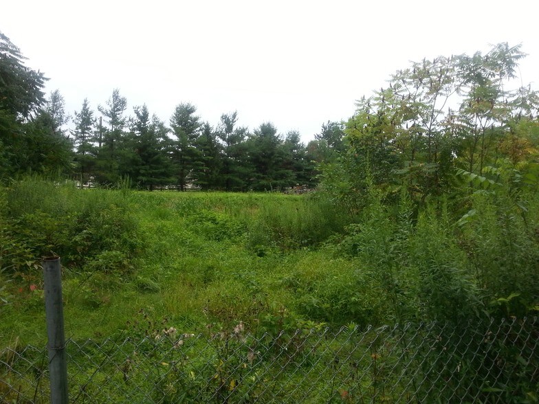 More Photos Of 3762 Ridge Pike, Collegeville Land For Lease