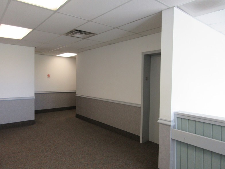 More Photos Of 2200 E 104th Ave, Thornton Office For Lease