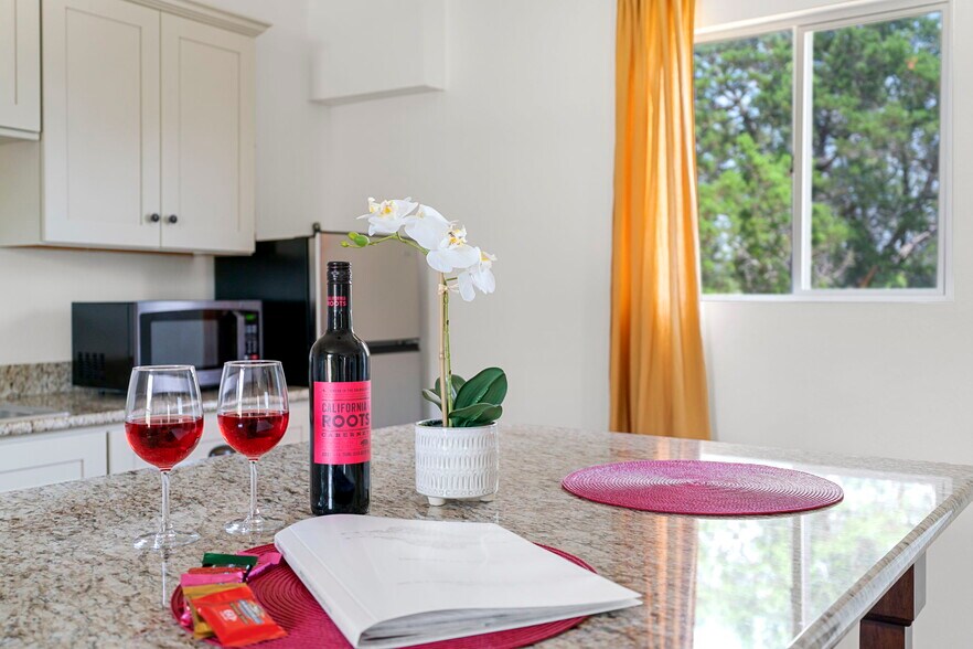 More Photos Of 1470 S Cranes Mill Rd, New Braunfels Lodge Meeting Hall For Sale