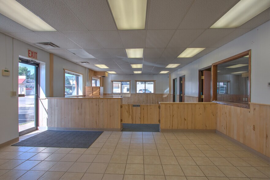More Photos Of 206 Union St S, Mora Freestanding For Lease