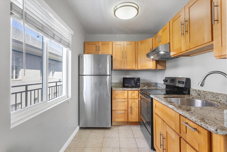 More Photos Of 2360 Ellsworth St, Berkeley Apartments For Sale