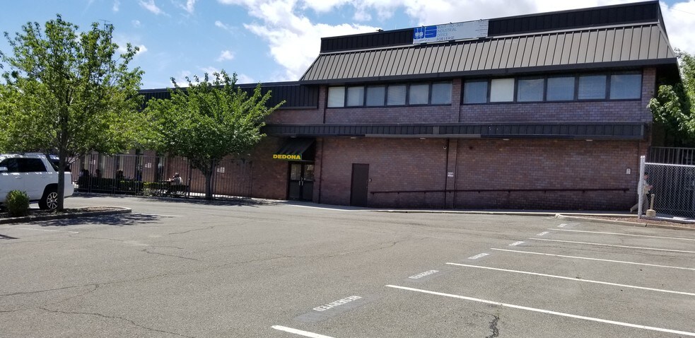 More Photos Of 2500 Halsey St, Bronx Office For Sale