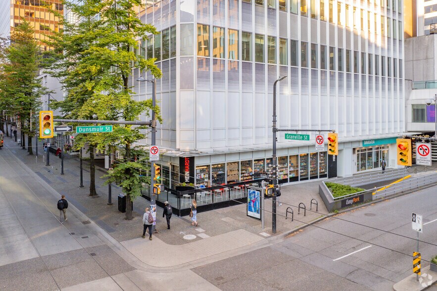 More Photos Of 609 Granville St, Vancouver Office For Lease