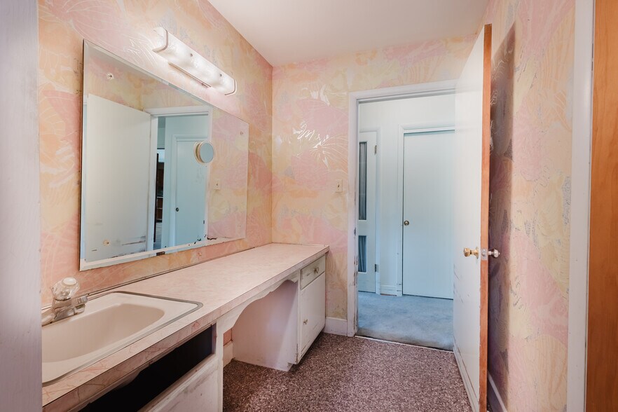 More Photos Of 3025 Breckenwood Dr, Lexington Multifamily For Sale