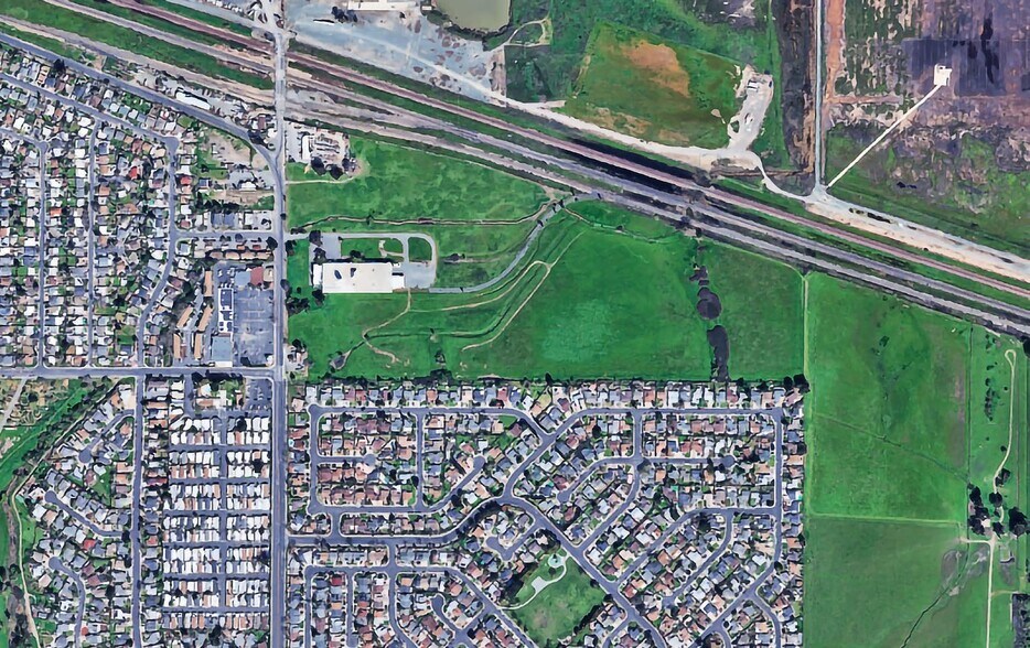 More Photos Of Port Chicago Hwy, Bay Point Land For Sale