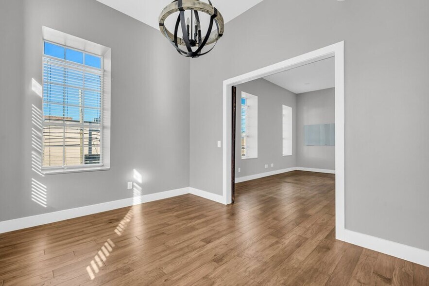 More Photos Of 201 Lafayette St, Starkville Loft Creative Space For Lease