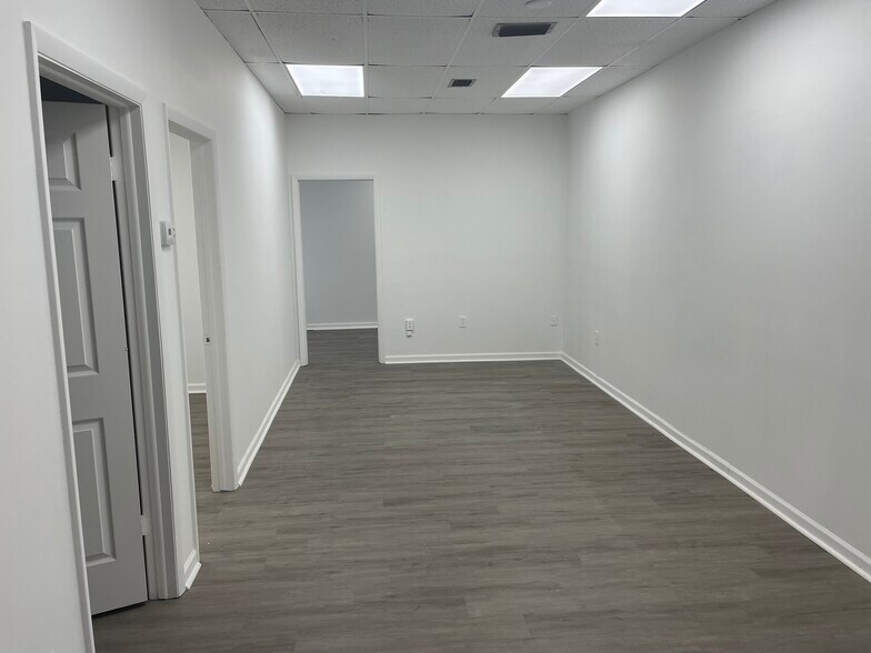 More Photos Of 1301 Seminole Blvd, Largo Medical For Lease