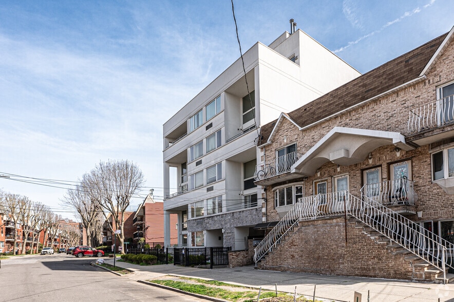 More Photos Of 71-57 161st St, Fresh Meadows Apartments For Sale