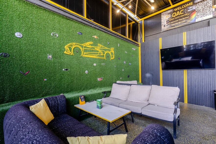 More Photos Of 2346 N San Fernando Rd, Los Angeles General Retail For Lease