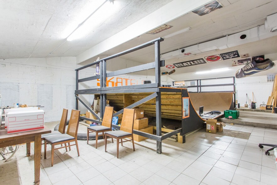 More Photos Of 1634 Northside Dr, Atlanta Storefront Retail Office For Sale