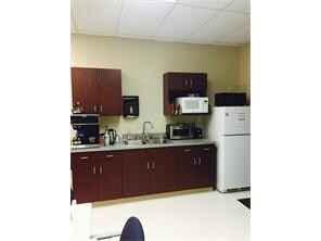 More Photos Of 207 W 7th Ave, Homestead Flex For Lease