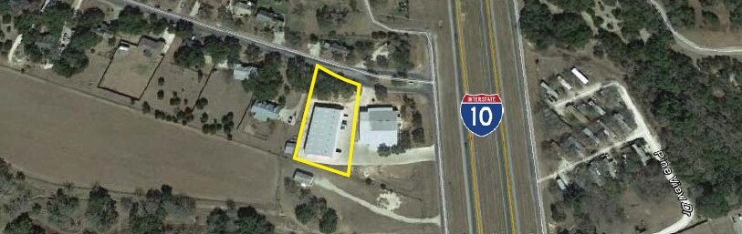 More Photos Of 103 Ranger Dr, Boerne Warehouse For Lease