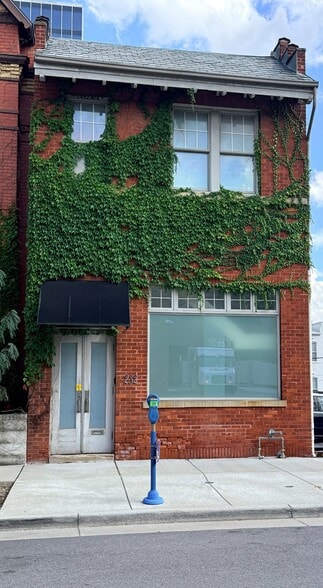 Primary Photo Of 232 10th St, Toledo Office For Sale