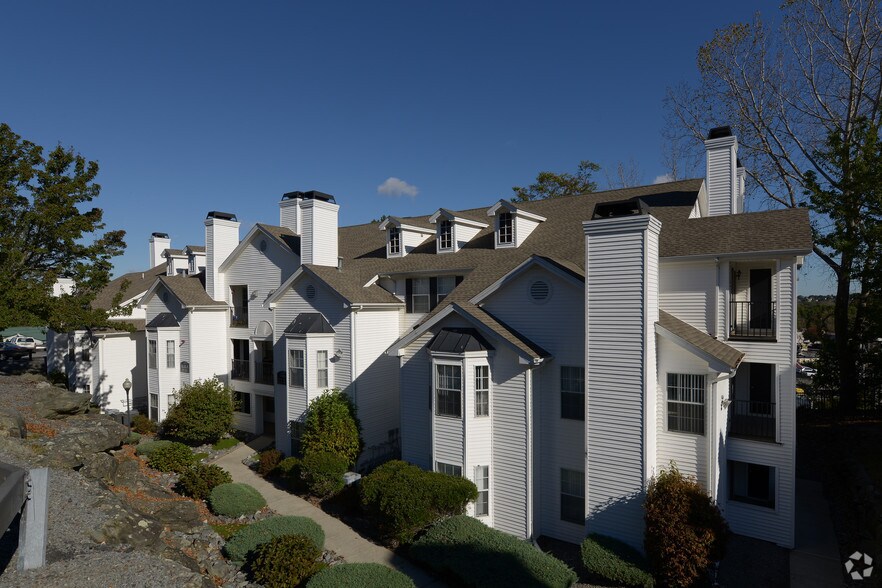 More Photos Of 100 Elena St, Cranston Apartments For Sale