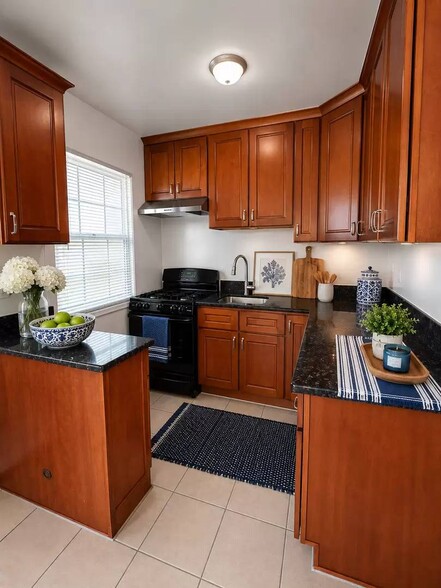 More Photos Of 943-949 Chestnut Ave, Long Beach Apartments For Sale