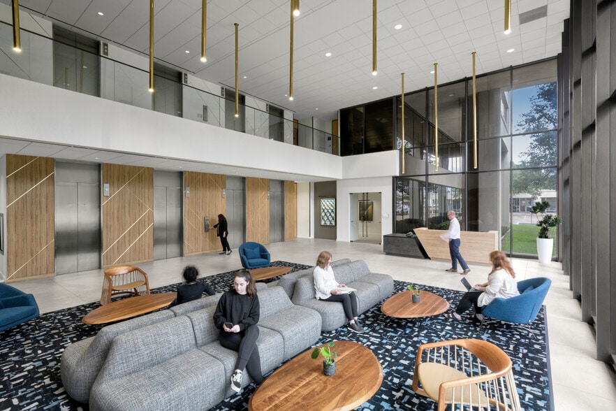 More Photos Of 7500 San Felipe St, Houston Office For Lease
