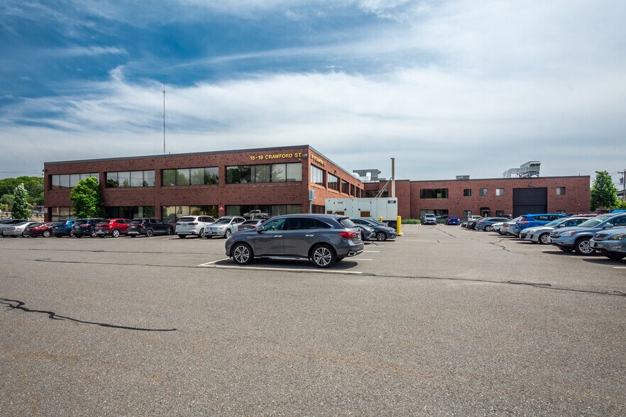 More Photos Of 15-19 Crawford St, Needham Light Distribution For Lease