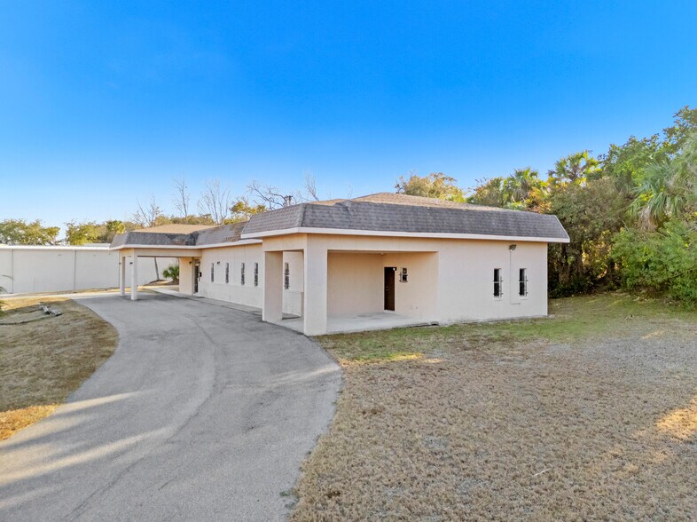 More Photos Of 4015 N Highway 1, Cocoa Office Residential For Sale