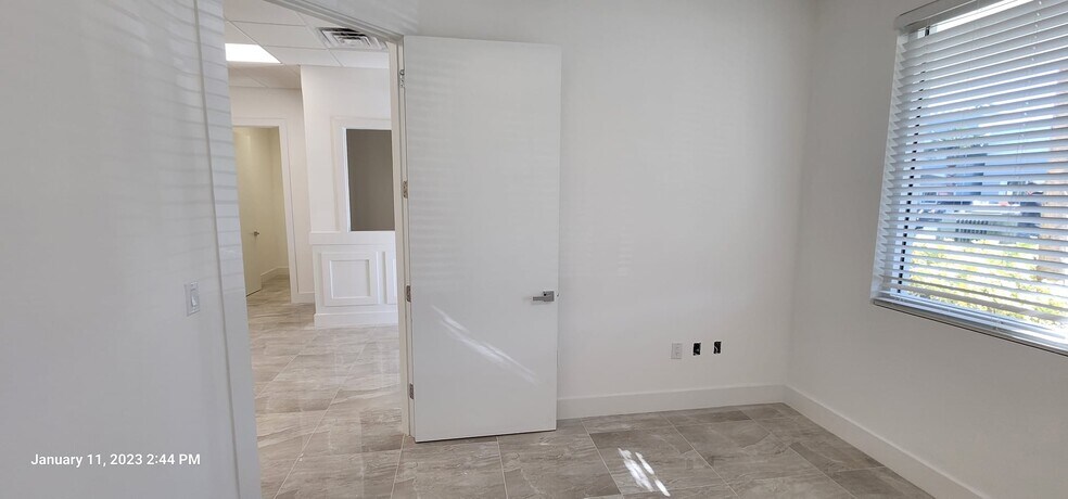 More Photos Of 540 NW University, Port Saint Lucie Office Residential For Sale