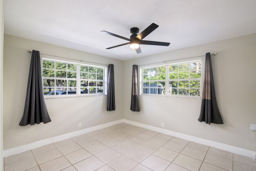 More Photos Of 5230 NE 14th Way, Fort Lauderdale Apartments For Sale