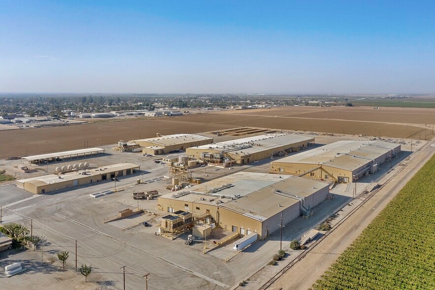 Primary Photo Of 830 Sycamore Rd, Arvin Refrigeration Cold Storage For Lease
