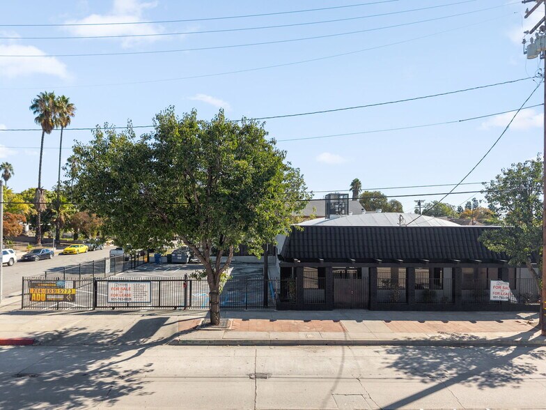 More Photos Of 570 N Towne Ave, Pomona Storefront Retail Office For Lease