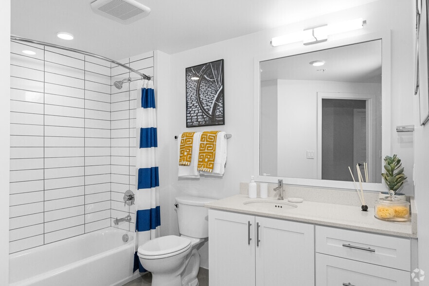 More Photos Of 3400 S Clark St, Arlington Apartments For Lease