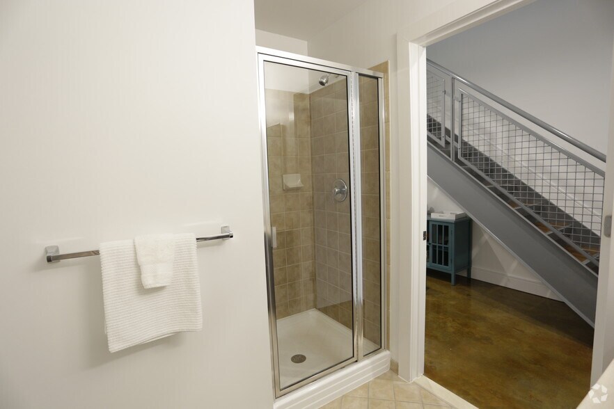 More Photos Of 1400 Irving St NW, Washington Apartments For Lease