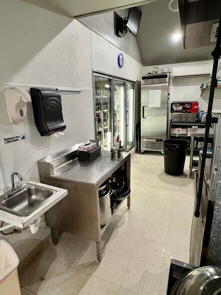 More Photos Of 4547 Red Rock Rd, Benton Restaurant For Sale