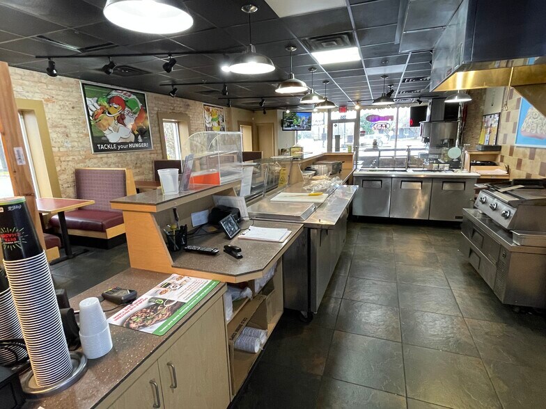 More Photos Of 156 E Carolina Ave, Hartsville Storefront Retail Residential For Lease